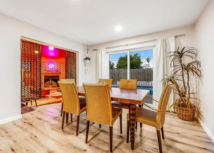 Cocktails & Dreams Holiday home